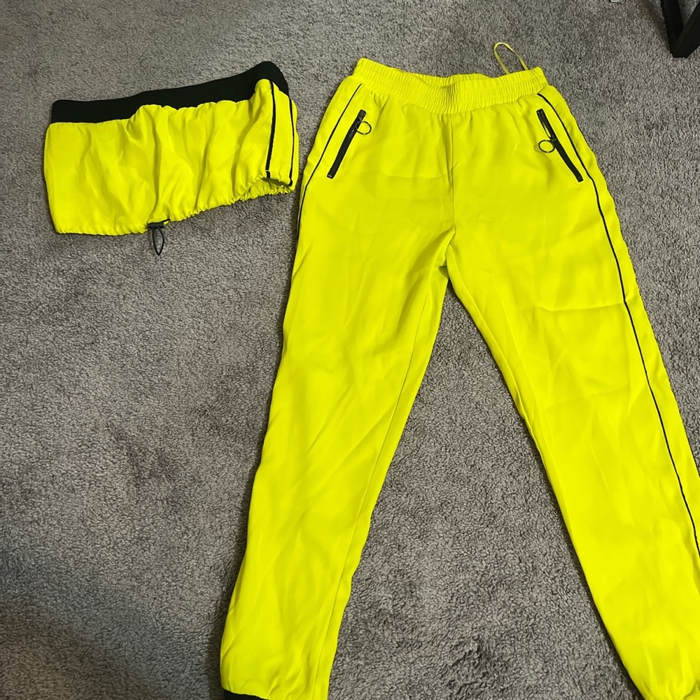 2 piece set